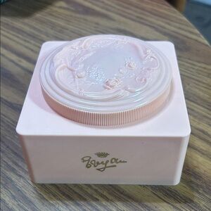 Vintage White Shoulders Blush Pink Embossed Powder Box